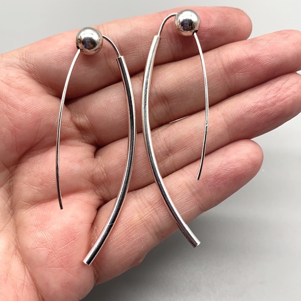 Unique sterling silver V shaped earrings ❤️ - Picture 5 of 5